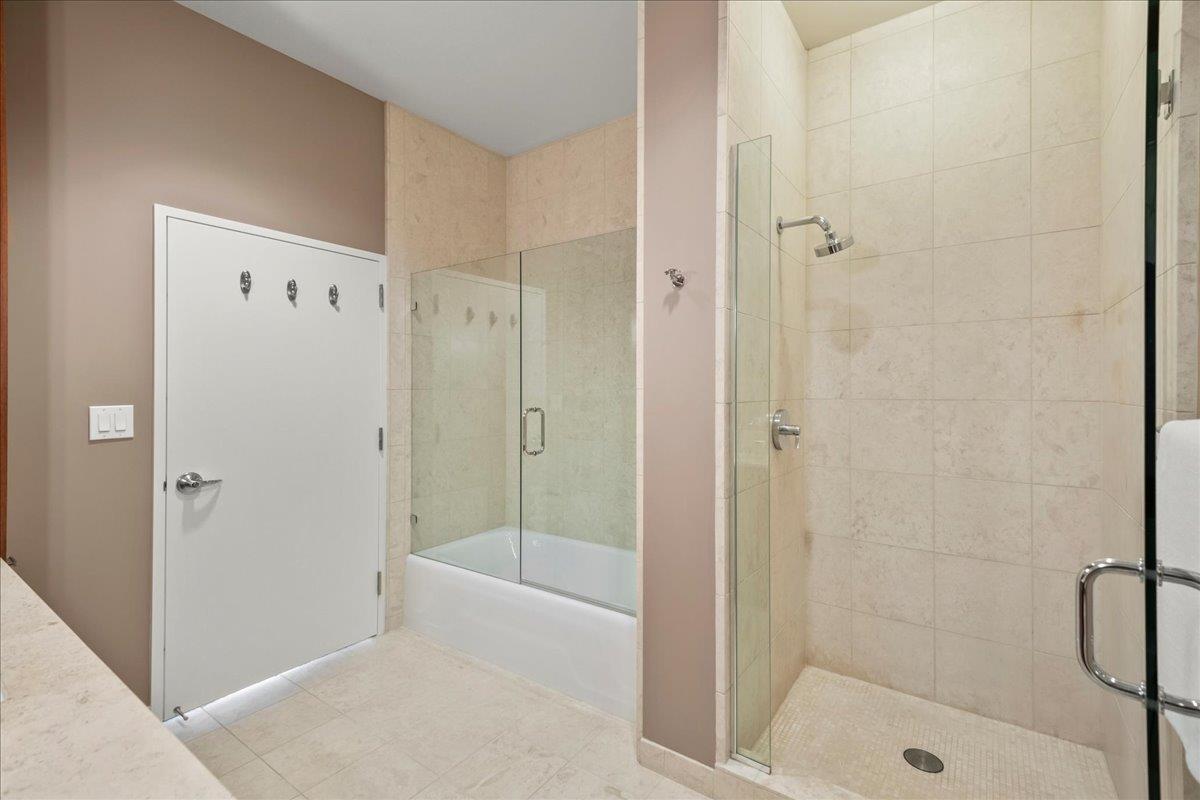 38 N Almaden BLVD 2209