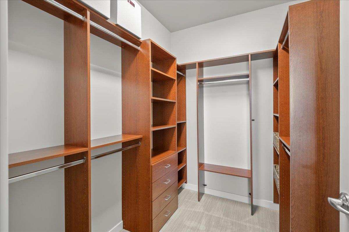 38 N Almaden BLVD 2209