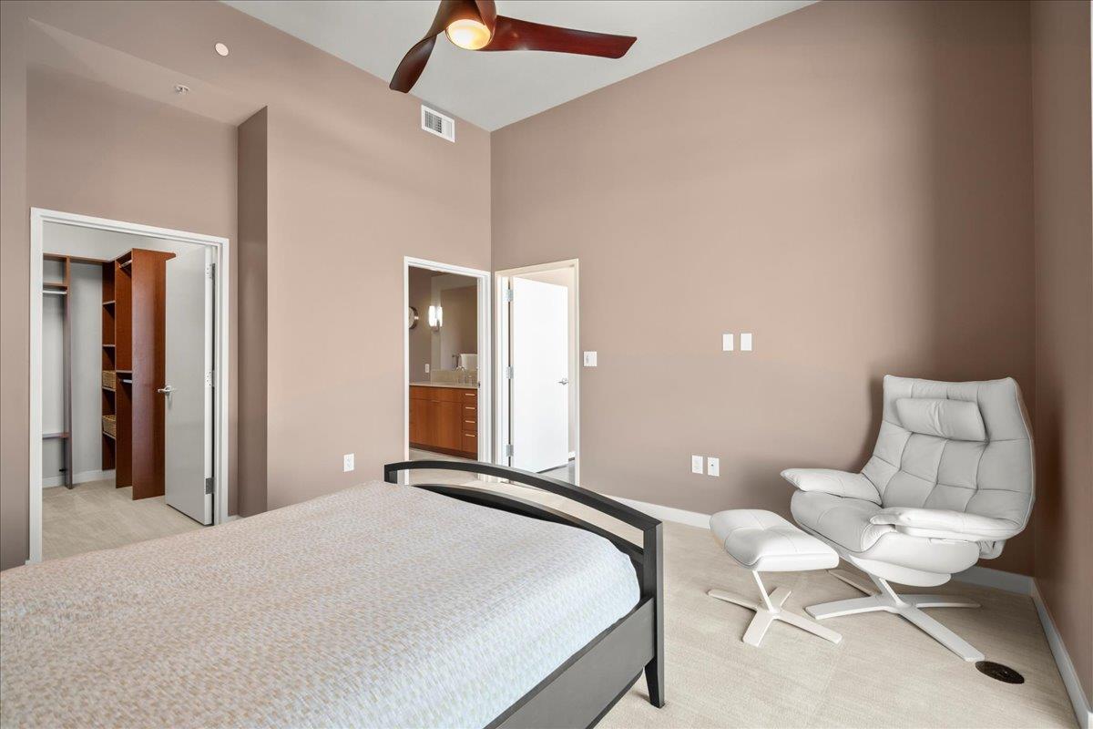 38 N Almaden BLVD 2209