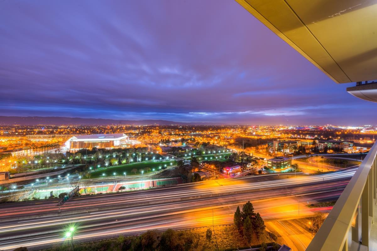 38 N Almaden BLVD 2209