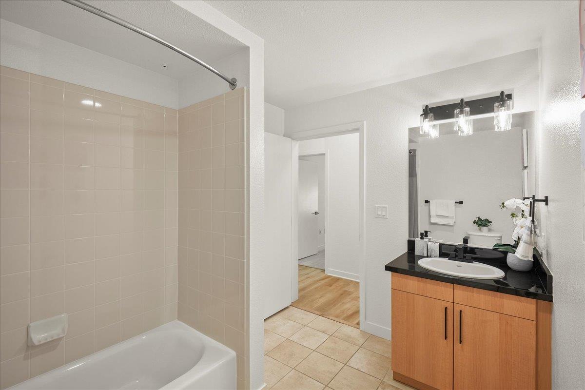 88 Bush ST 1154