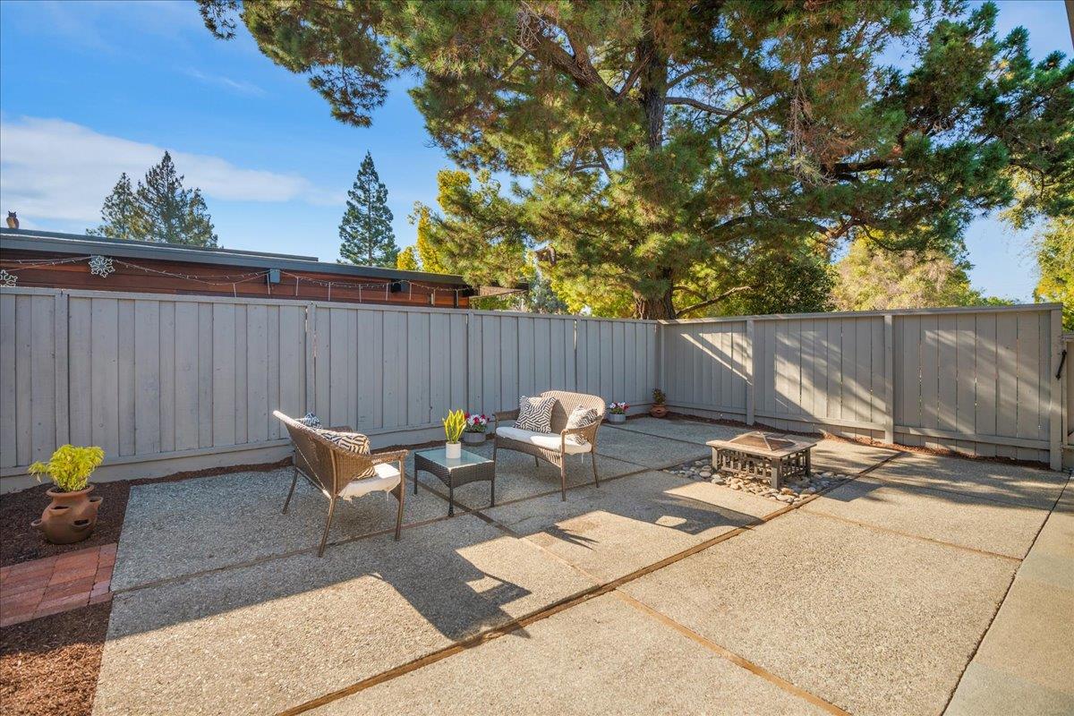 451 Carolina LN