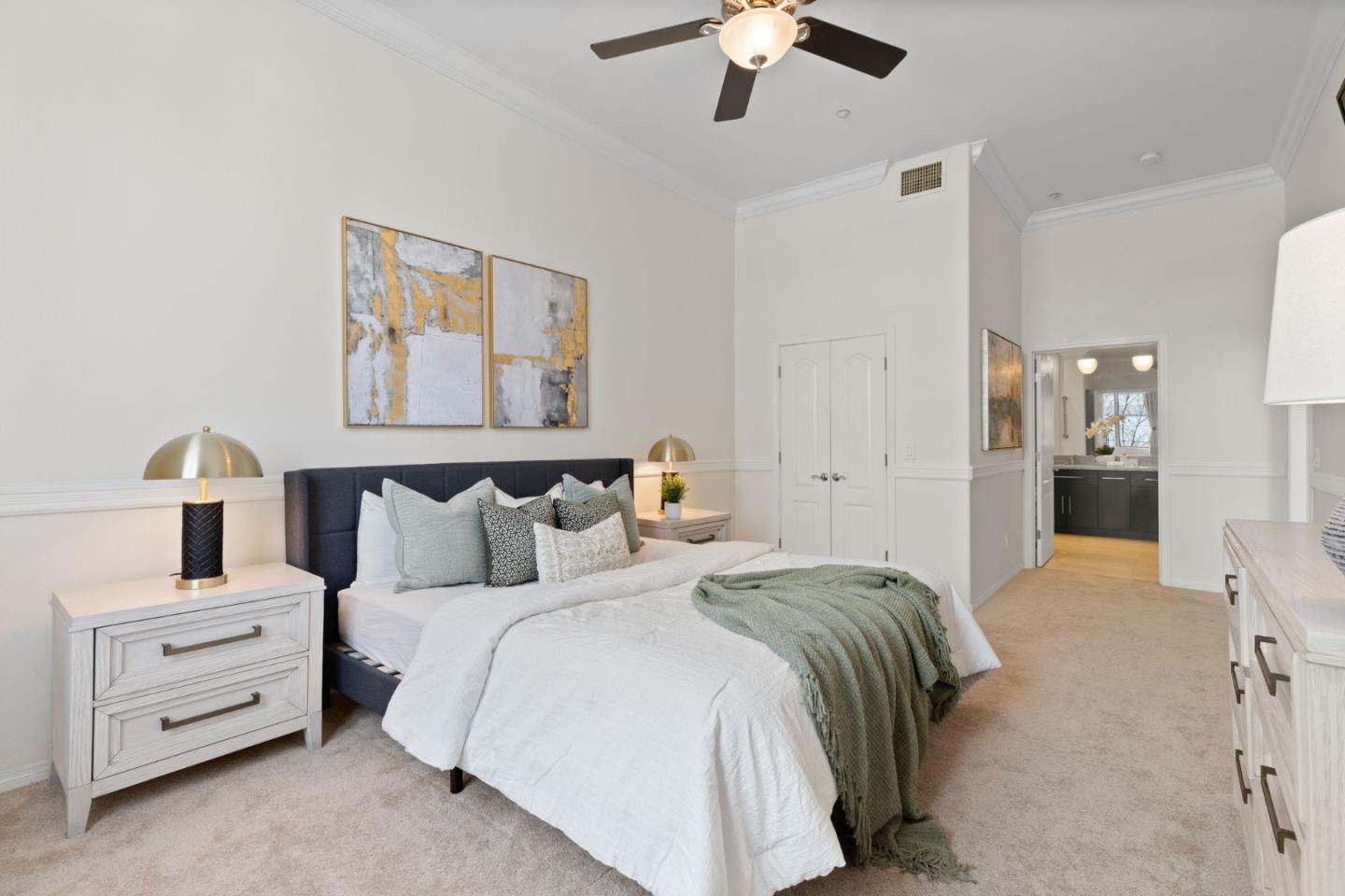 130 E San Fernando ST PH22