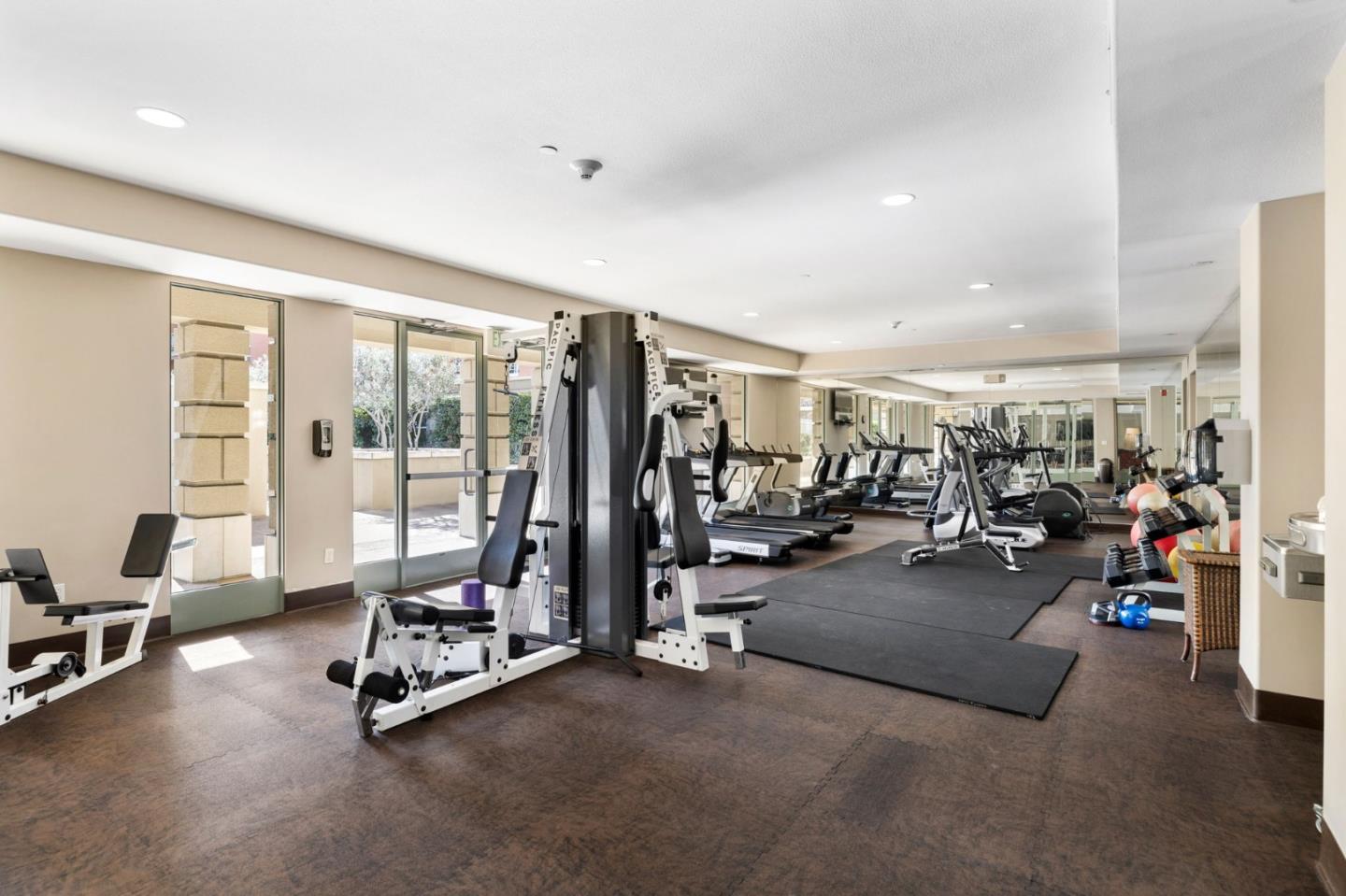 130 E San Fernando ST PH22