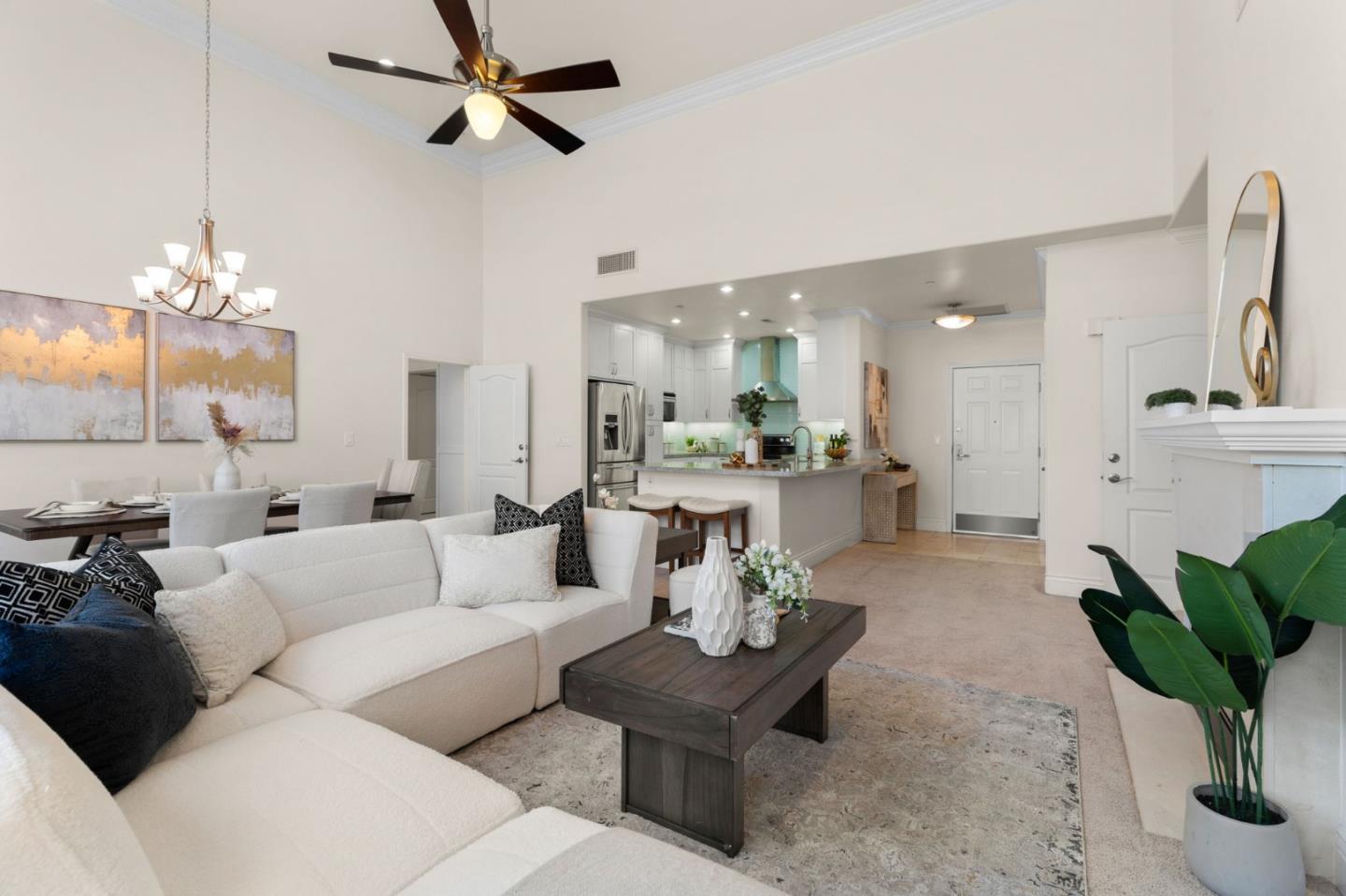 130 E San Fernando ST PH22