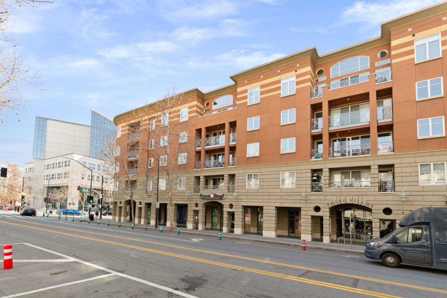 130 E San Fernando ST PH22
