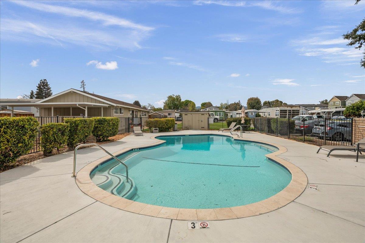 2150 Almaden RD 99