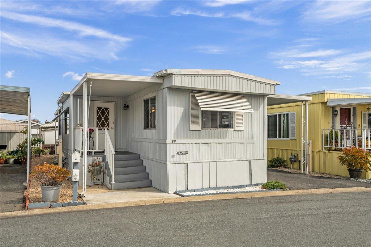 2150 Almaden RD 99