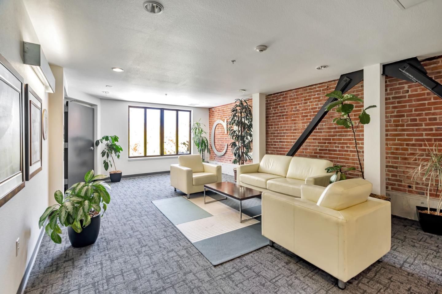88 Bush ST 2103