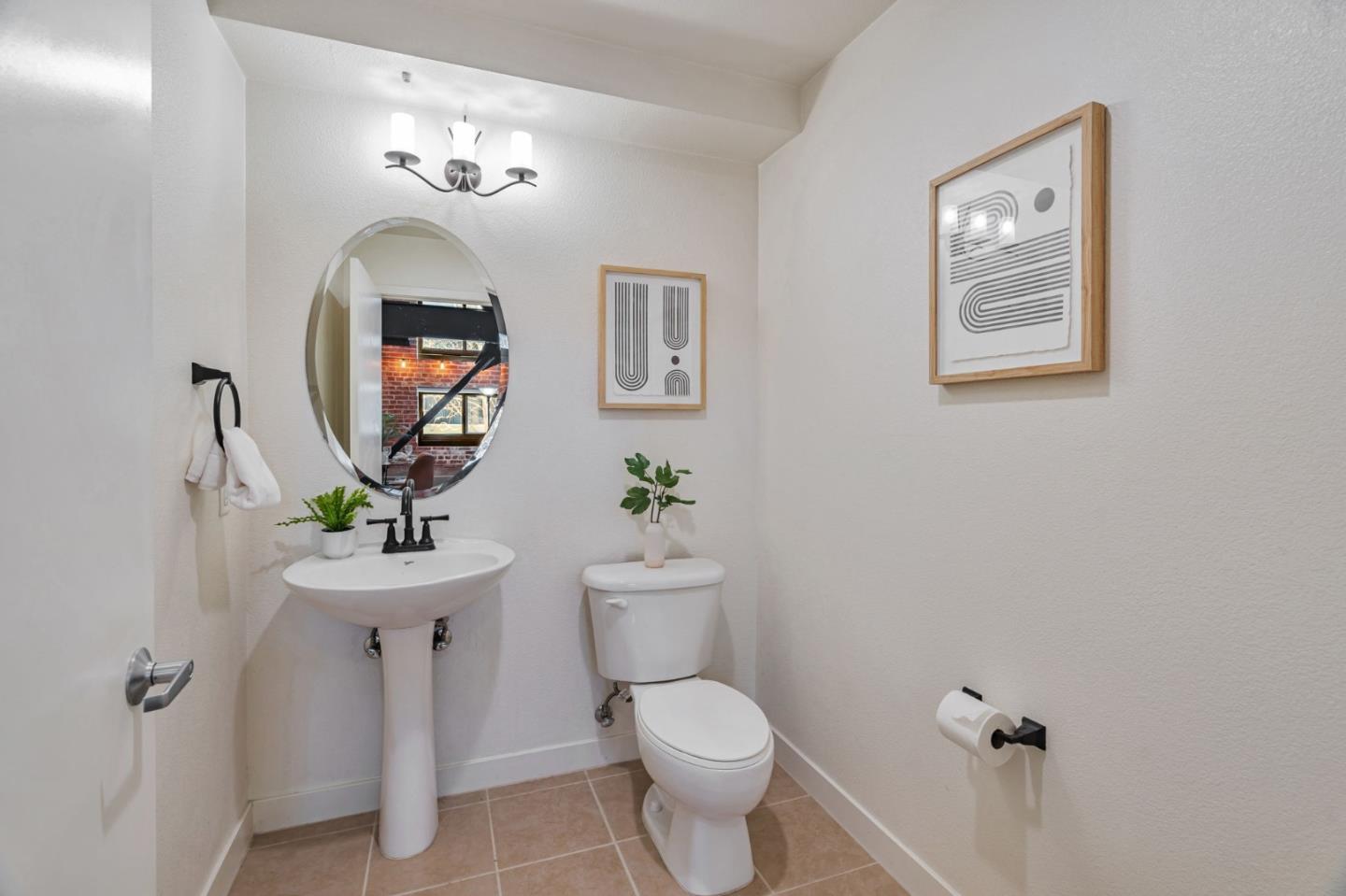 88 Bush ST 2103