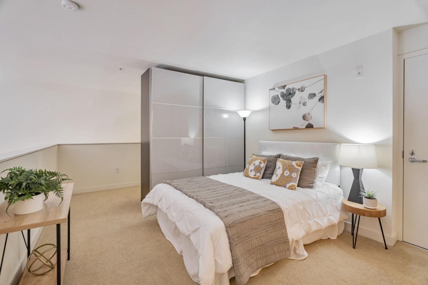 88 Bush ST 2103