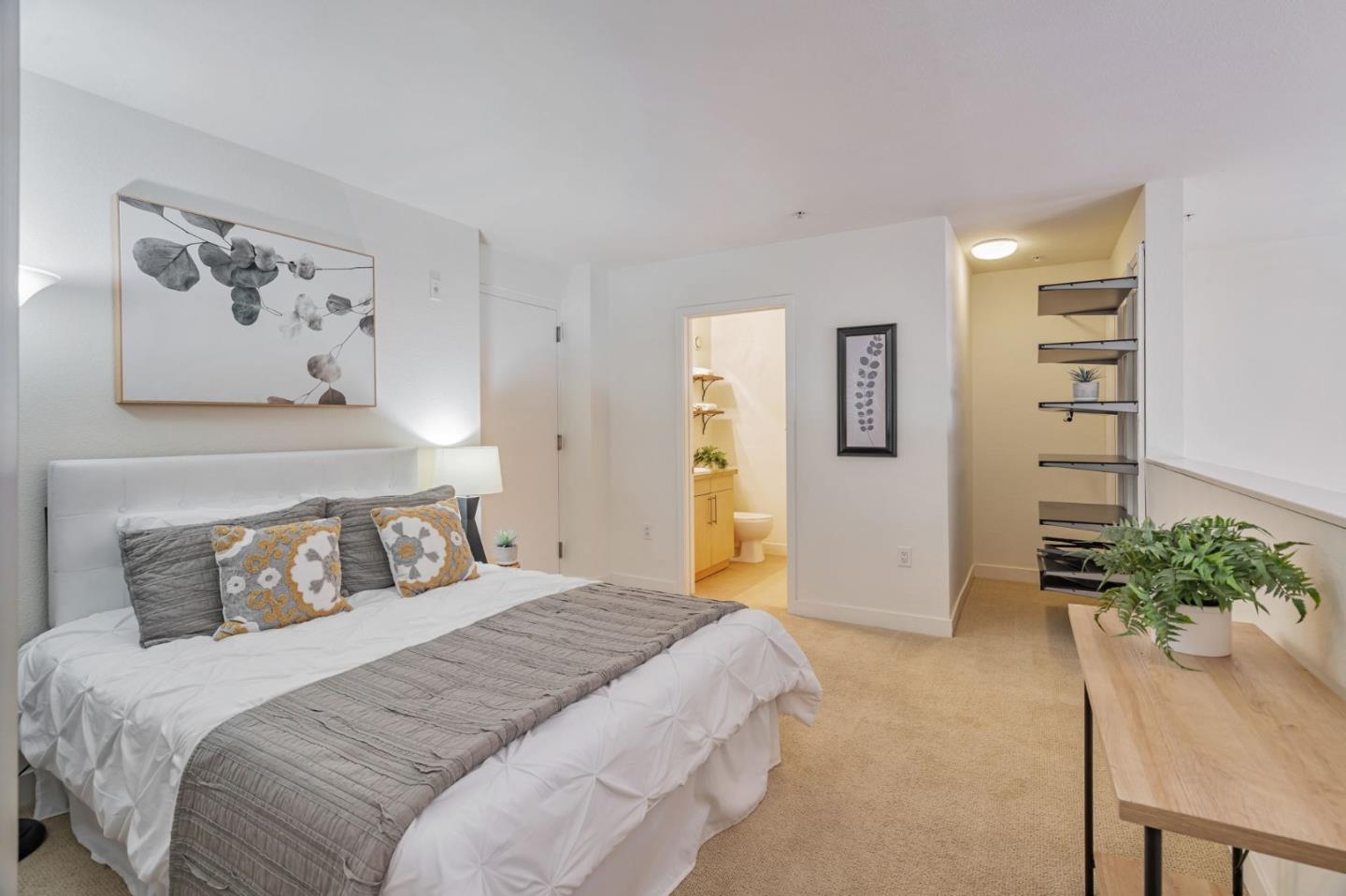88 Bush ST 2103