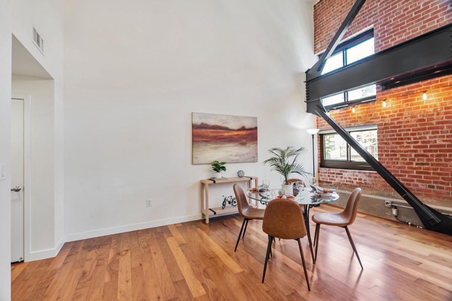 88 Bush ST 2103