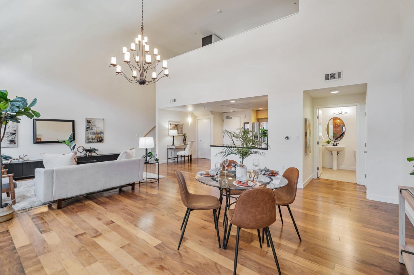 88 Bush ST 2103
