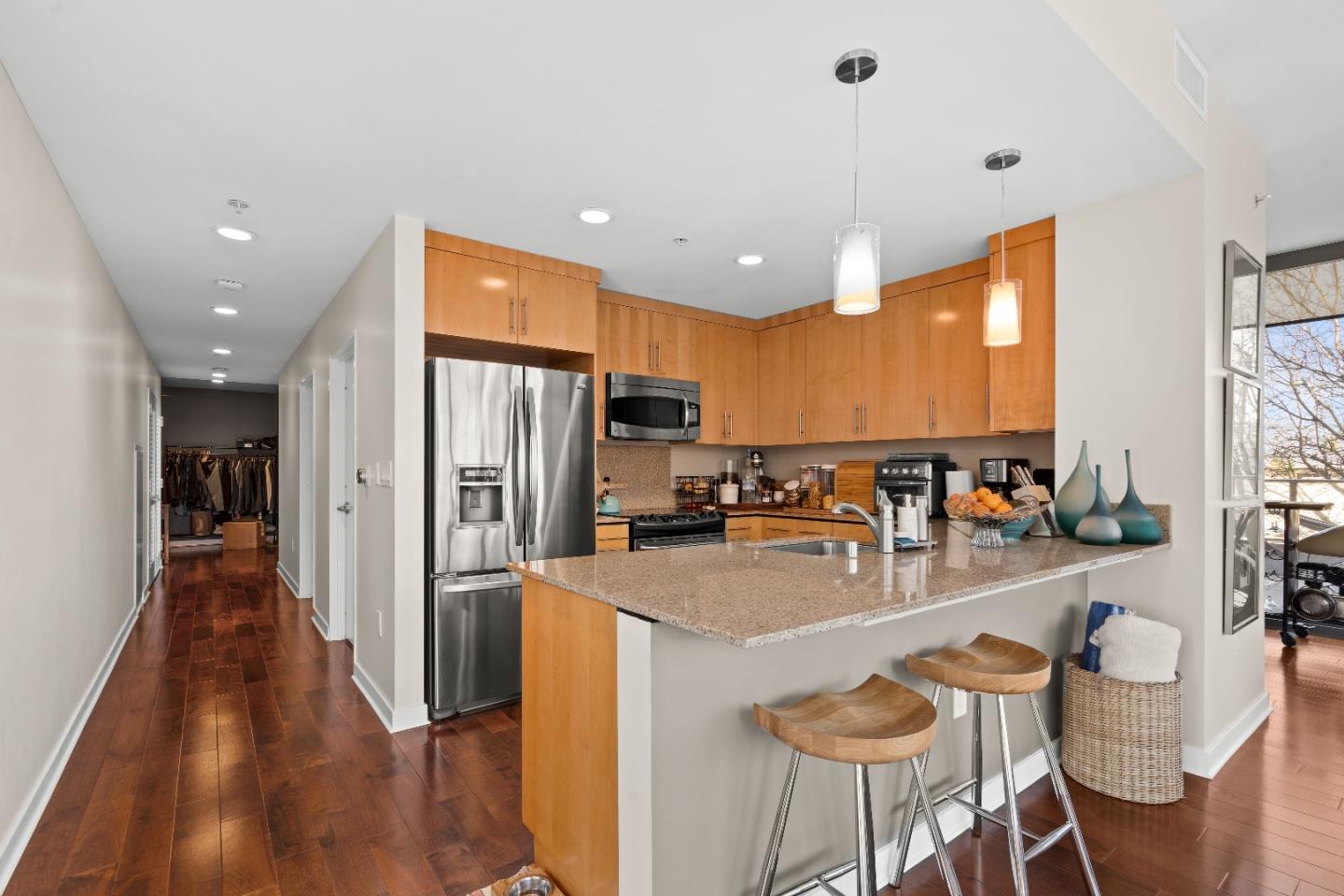 38 N Almaden BLVD 323
