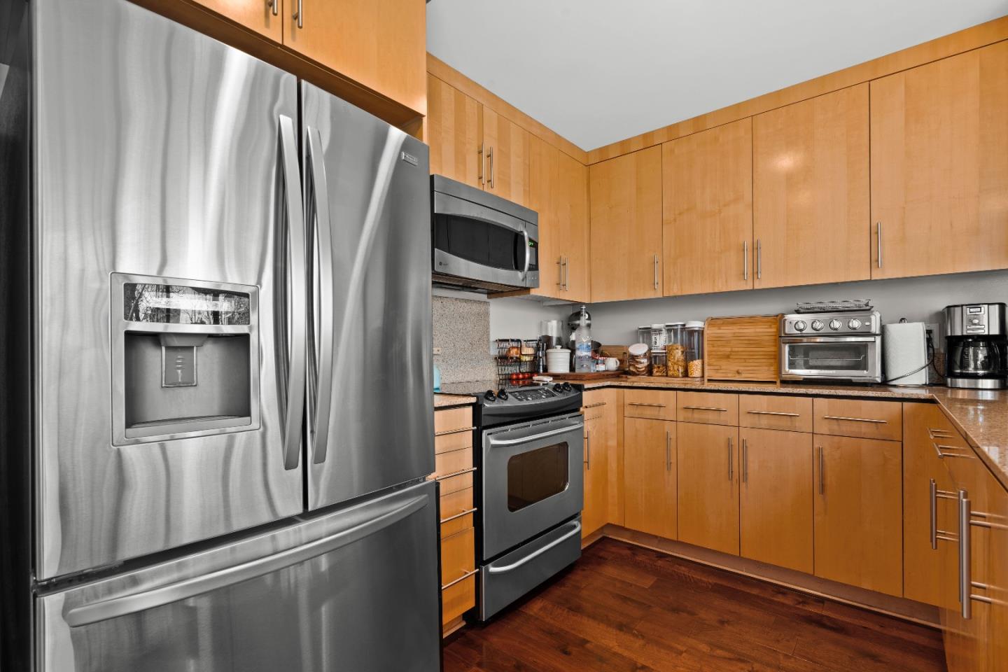 38 N Almaden BLVD 323