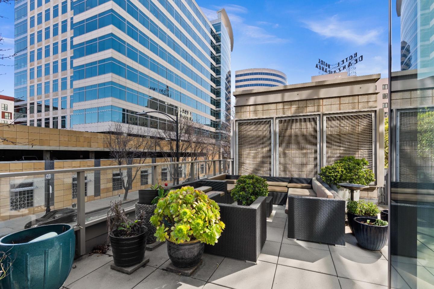 38 N Almaden BLVD 323