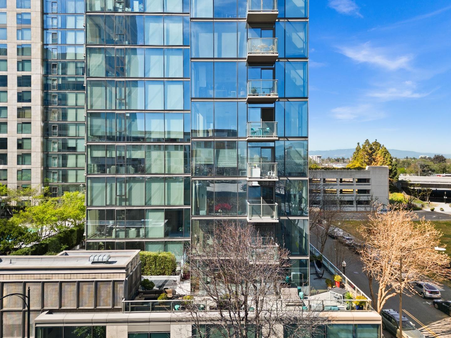 38 N Almaden BLVD 323