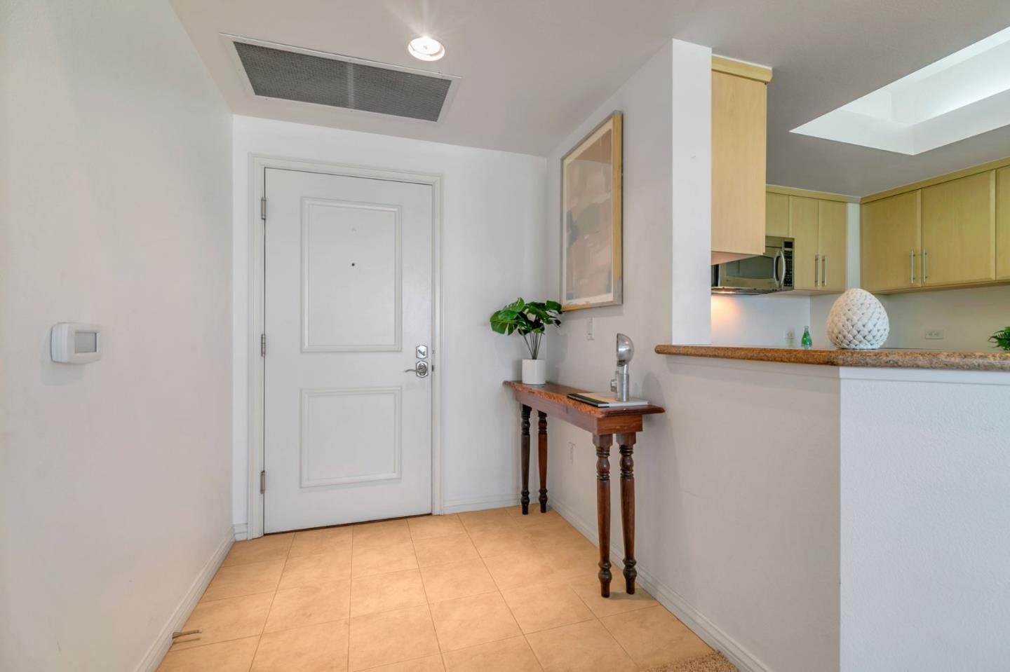 46 W Julian ST 527