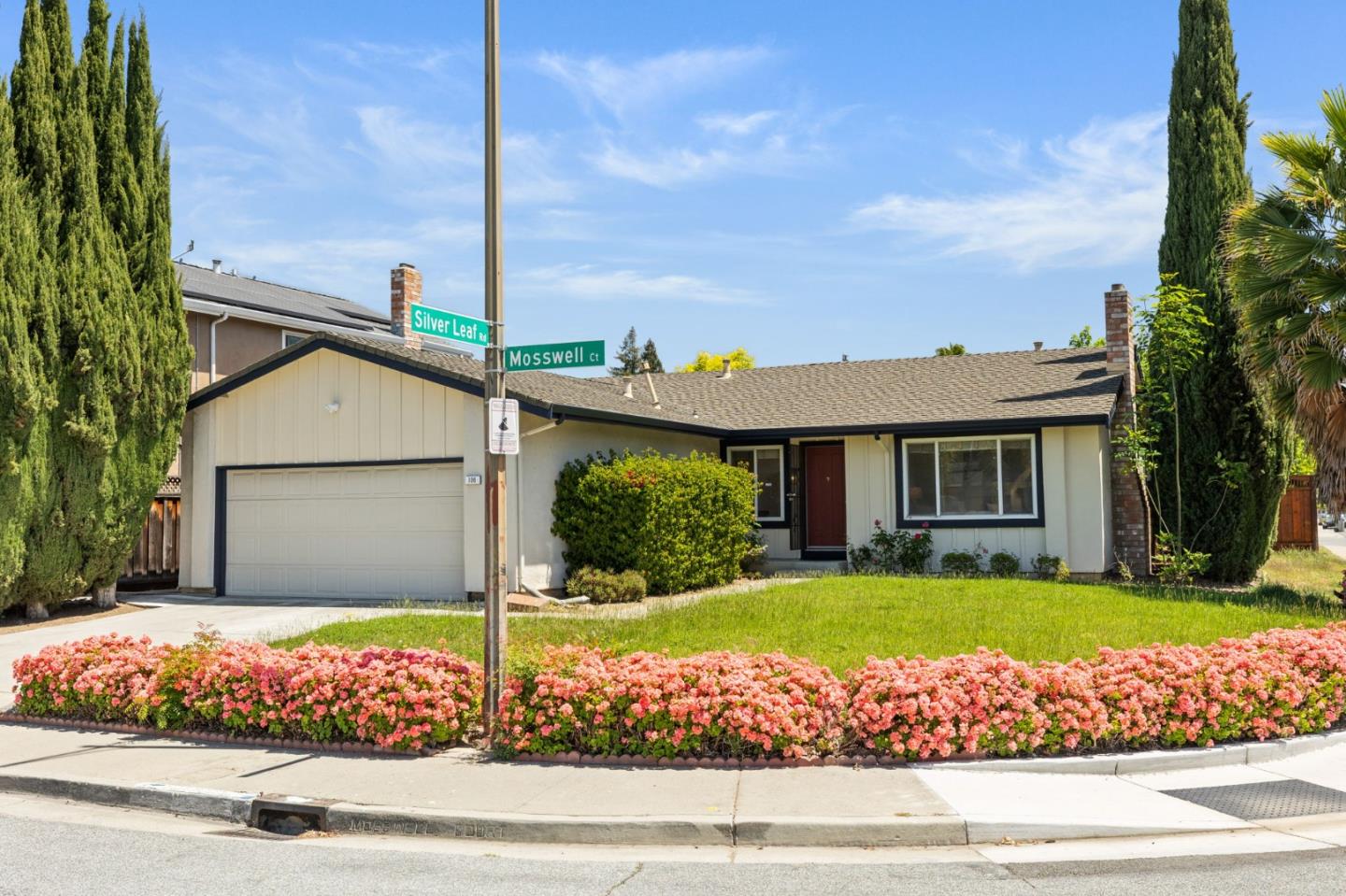 106 Mosswell CT