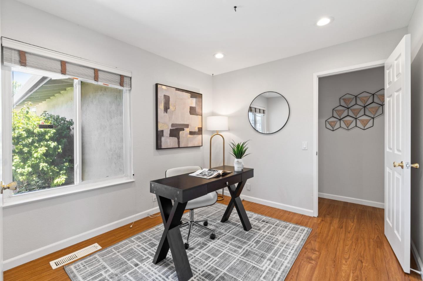 106 Mosswell CT
