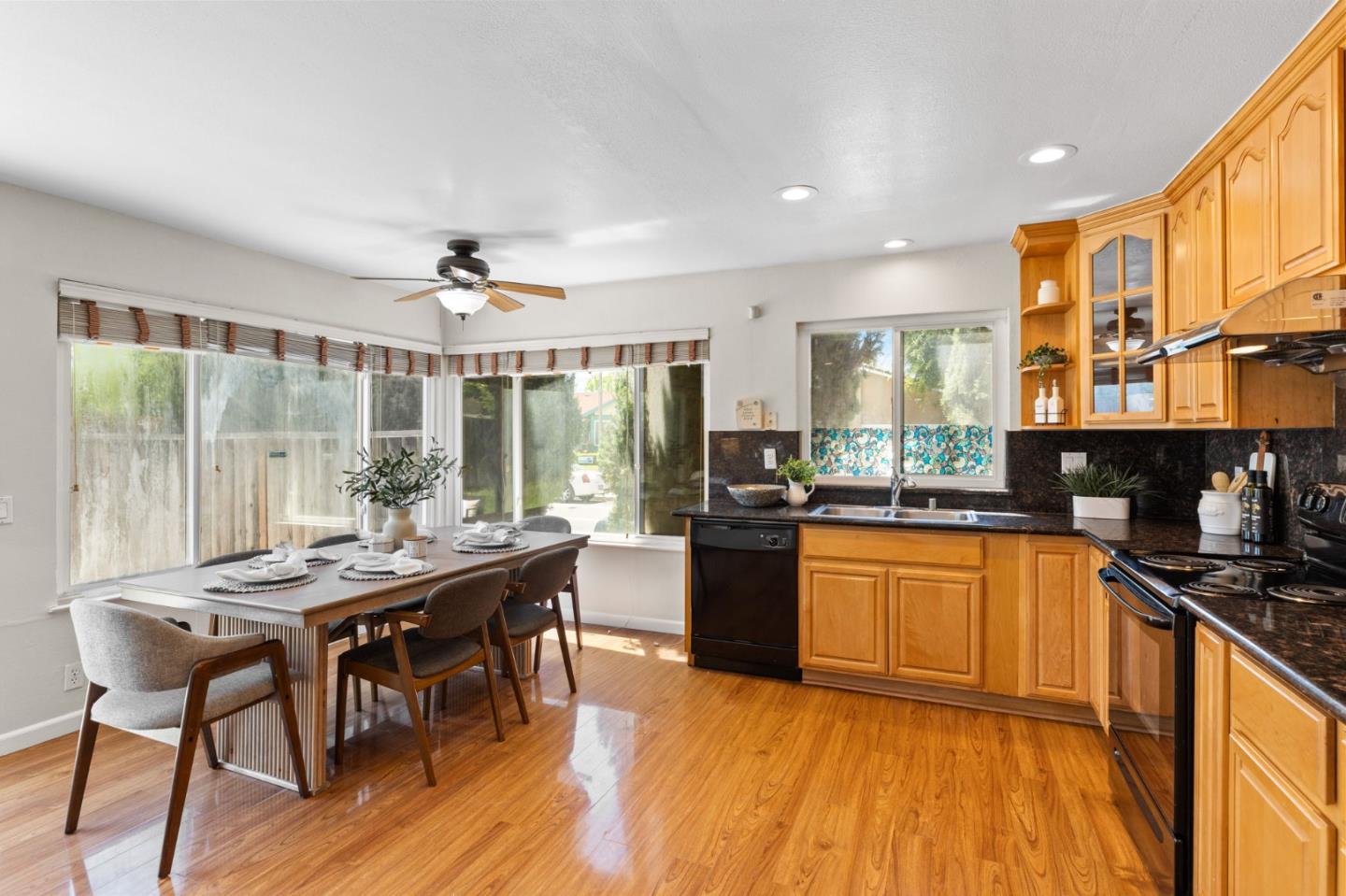 106 Mosswell CT