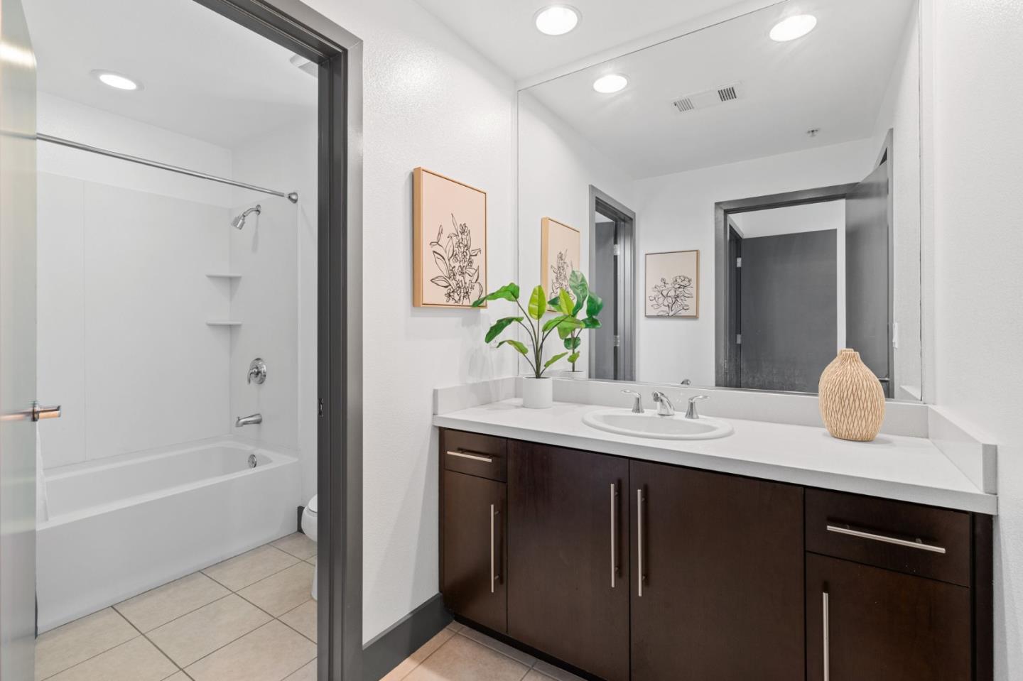 1 E Julian ST 206