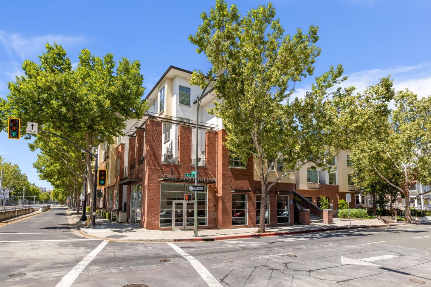 1 E Julian ST 206