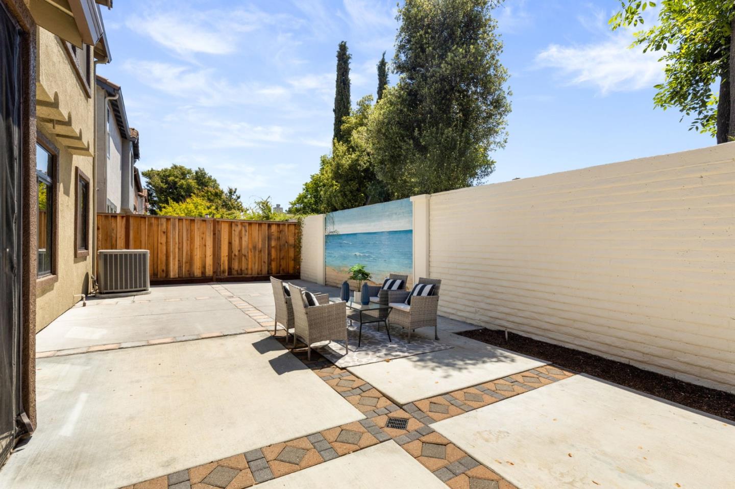 4681 La Crescent Loop