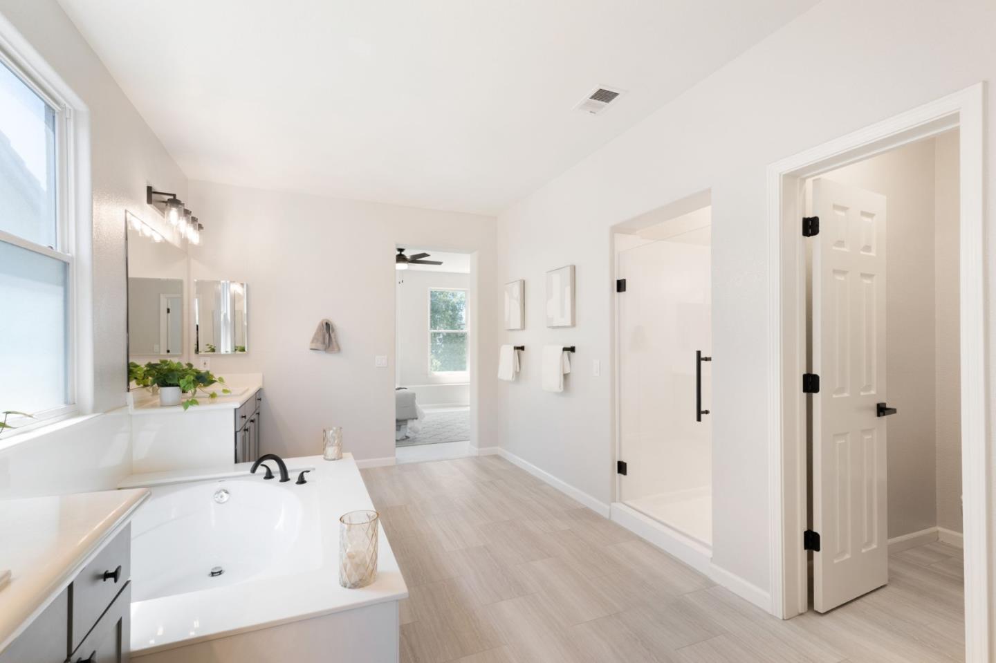 4681 La Crescent Loop