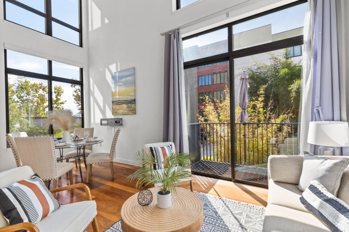 88 Bush Street 2160