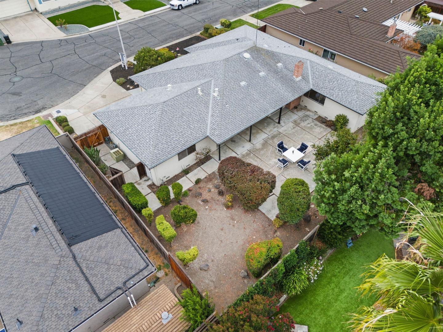 2611 Pepperwood Lane
