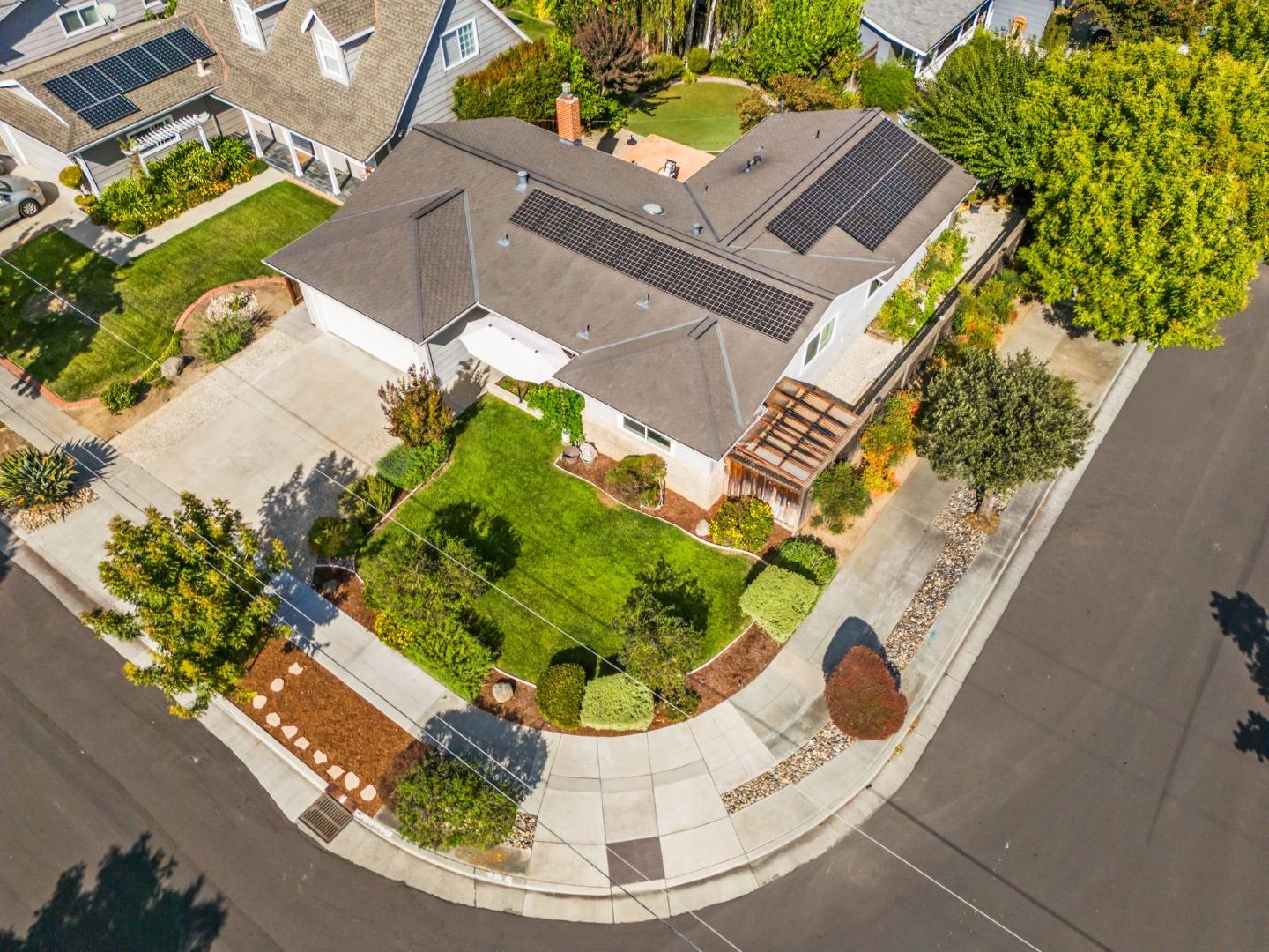2772 Quinto Way