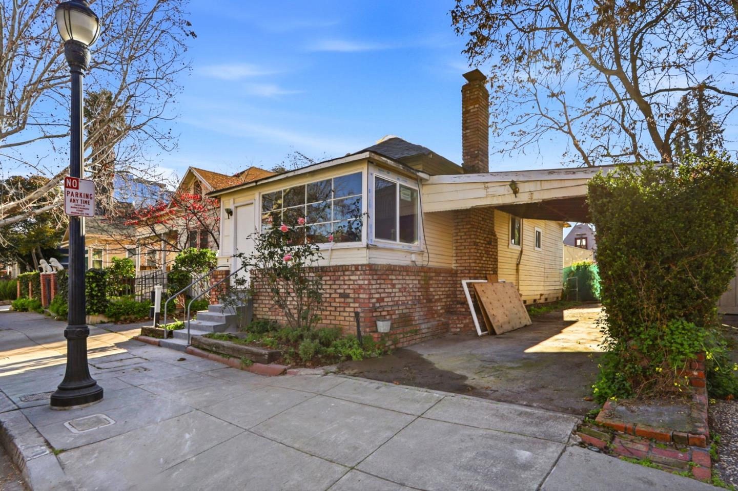 160 Pierce Avenue