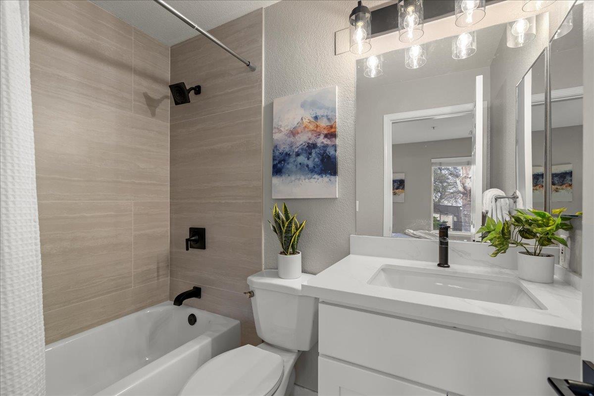 1690 Civic Center Drive 102