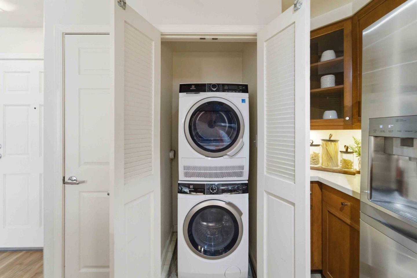 30 East Julian Street 208