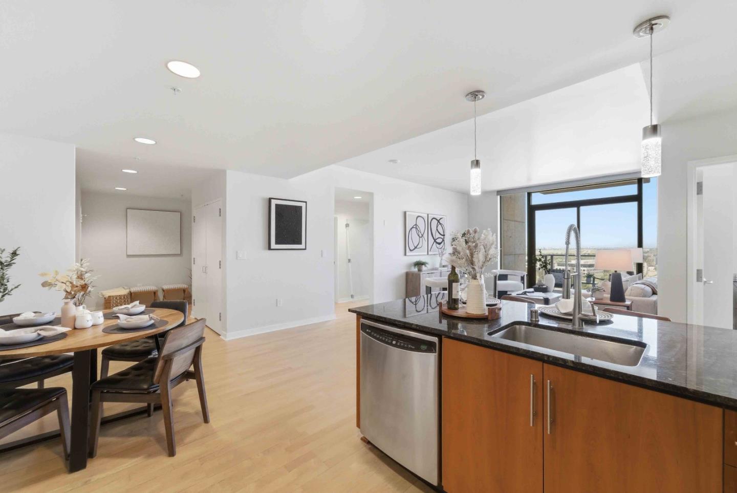 38 North Almaden Boulevard 1615