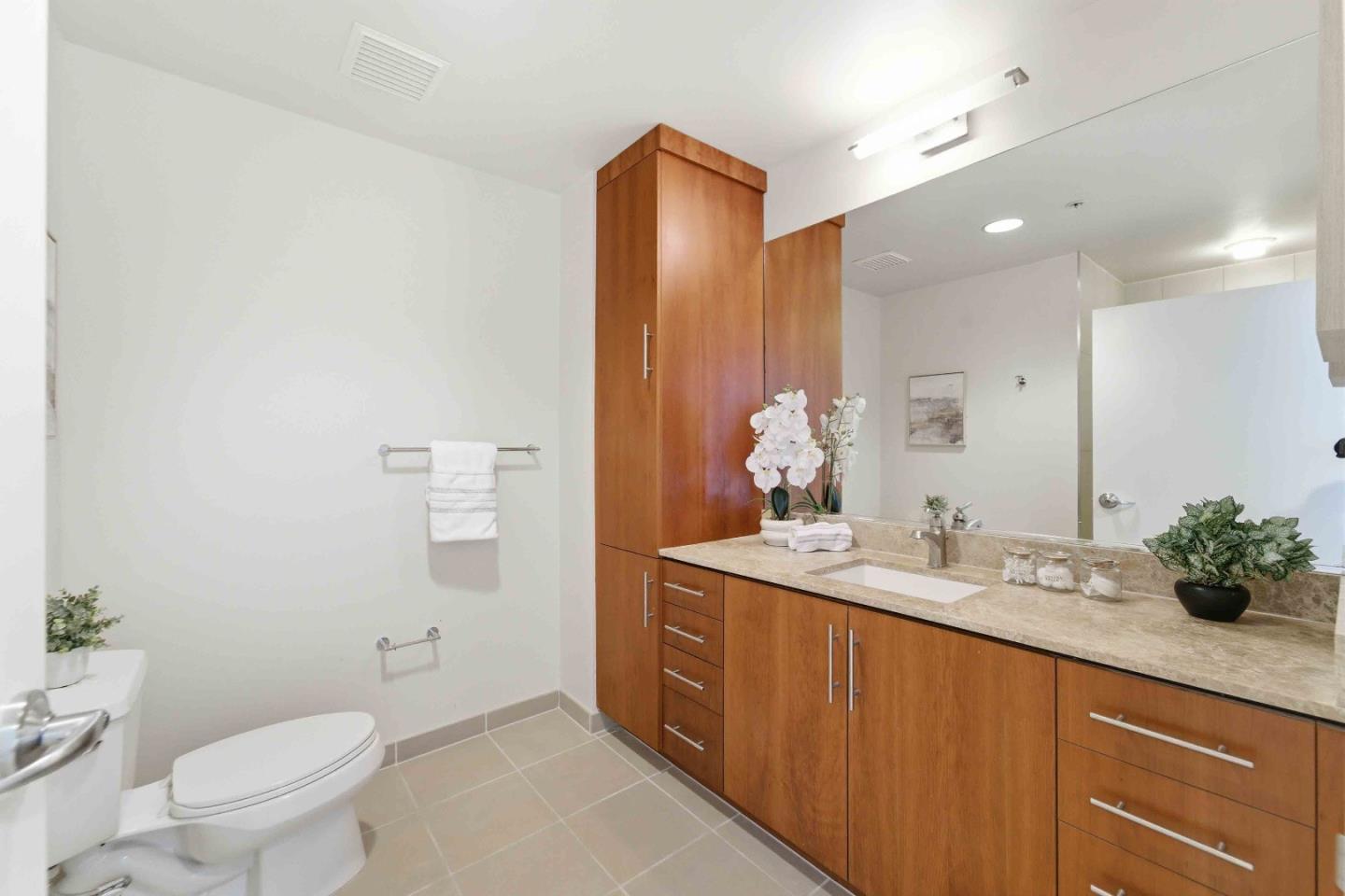 38 North Almaden Boulevard 1615