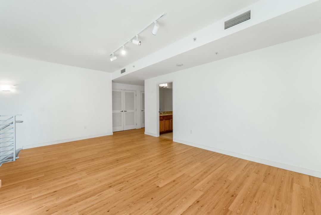 175 West Saint James Street 106