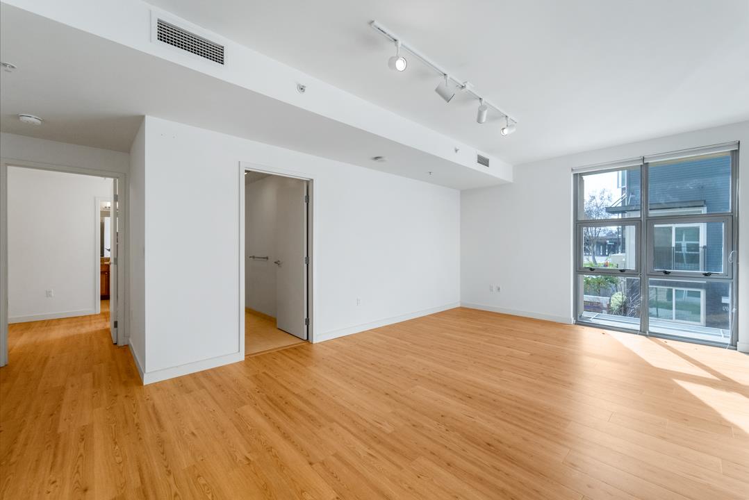 175 West Saint James Street 106