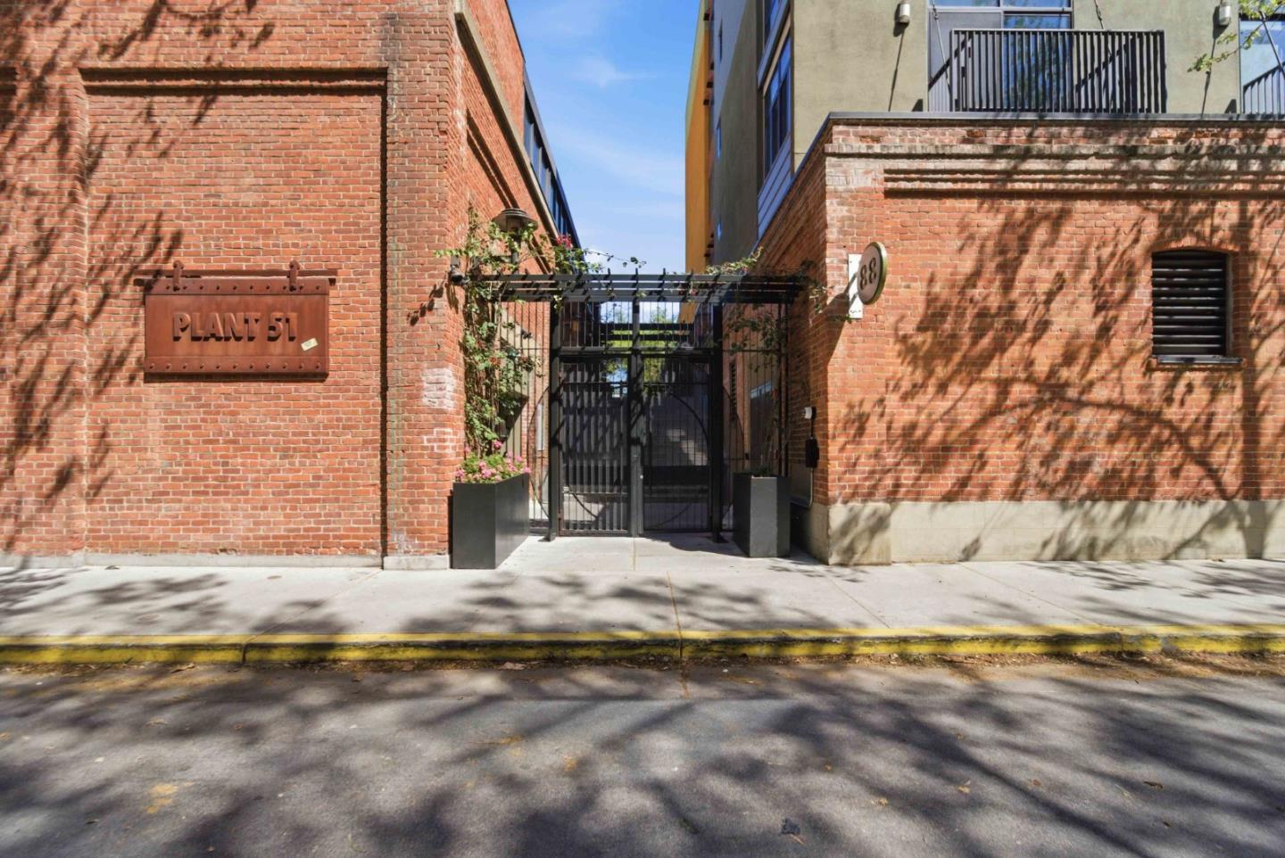 88 Bush Street 3170