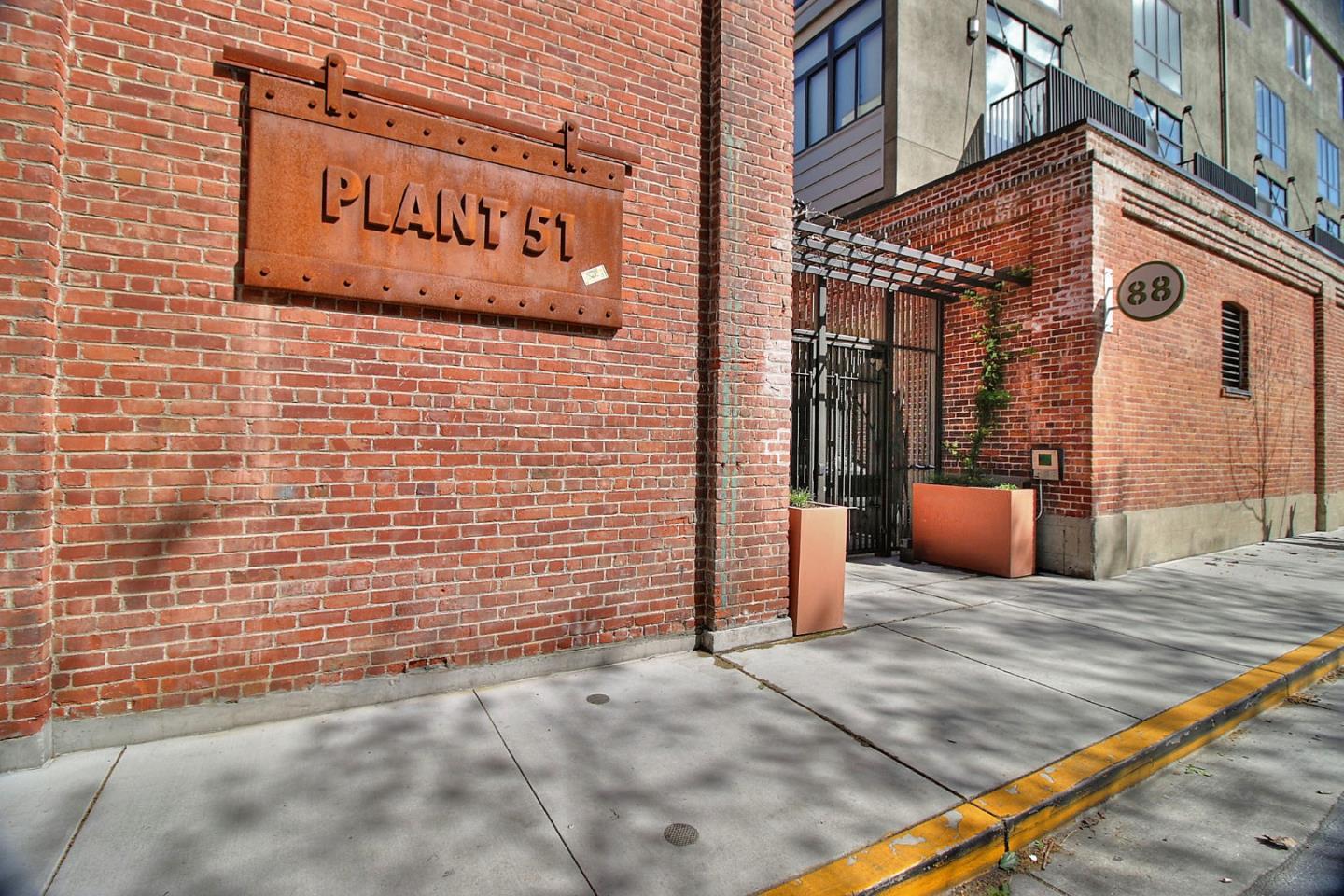 88 Bush ST 2131