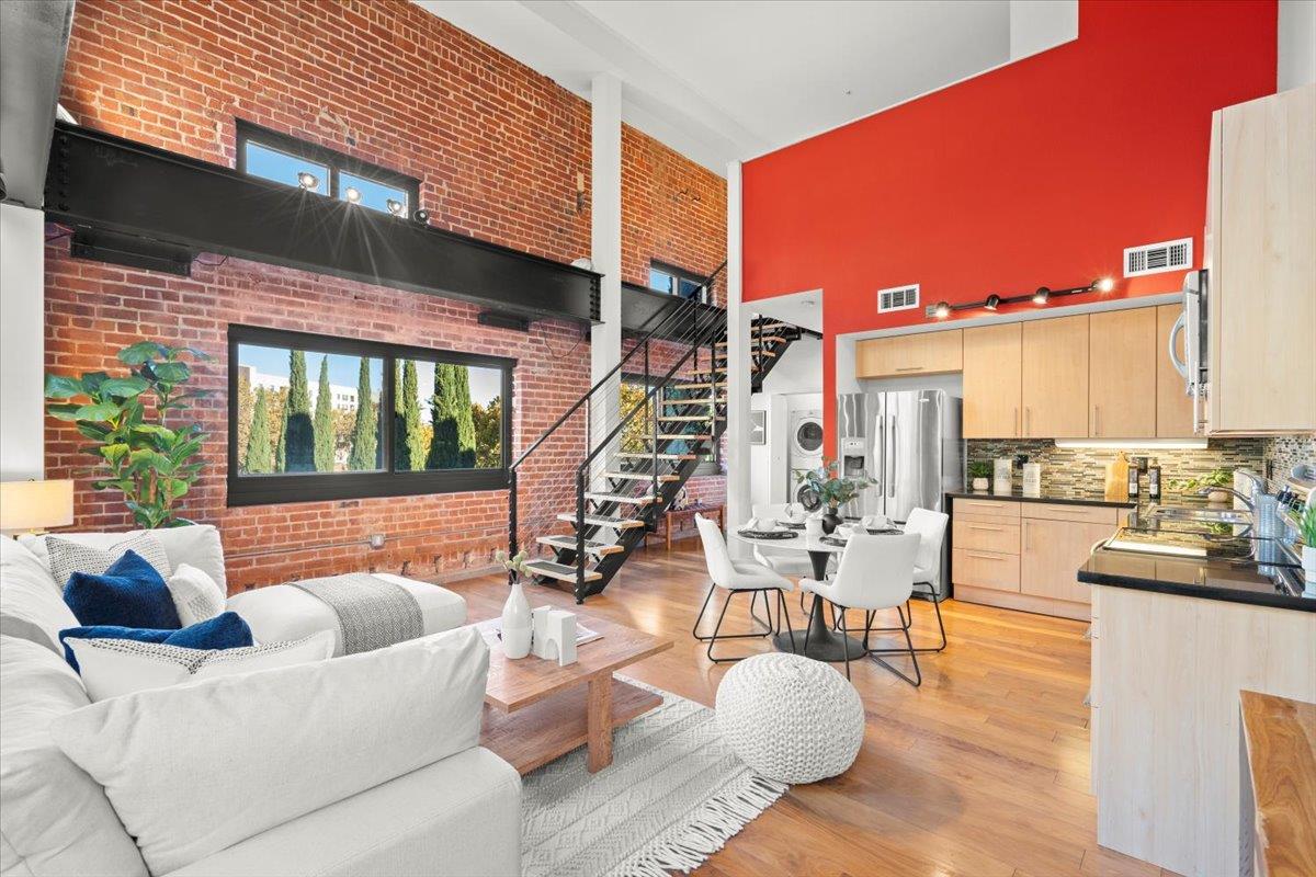 88 Bush ST 2131