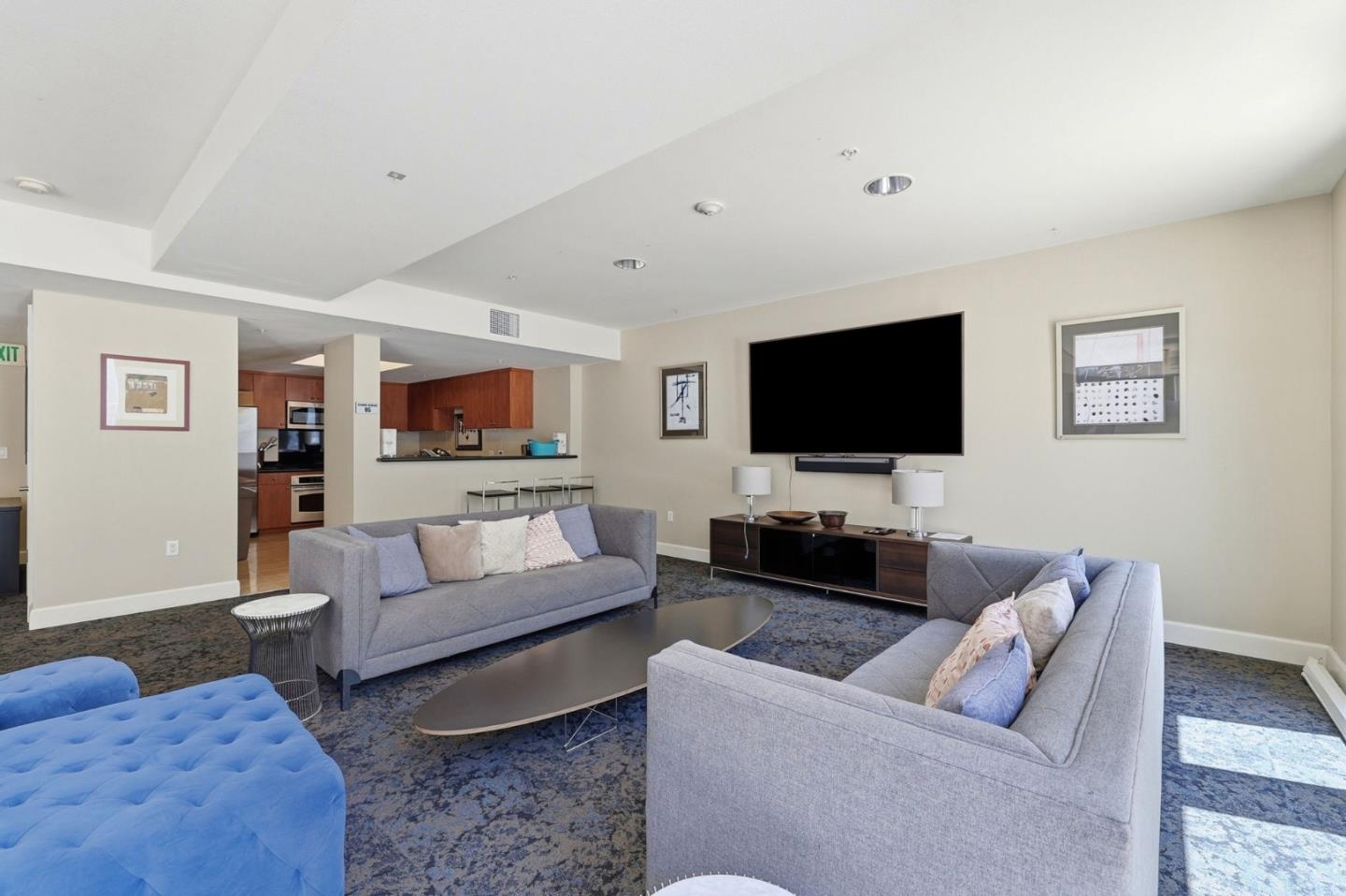 46 W Julian ST 427