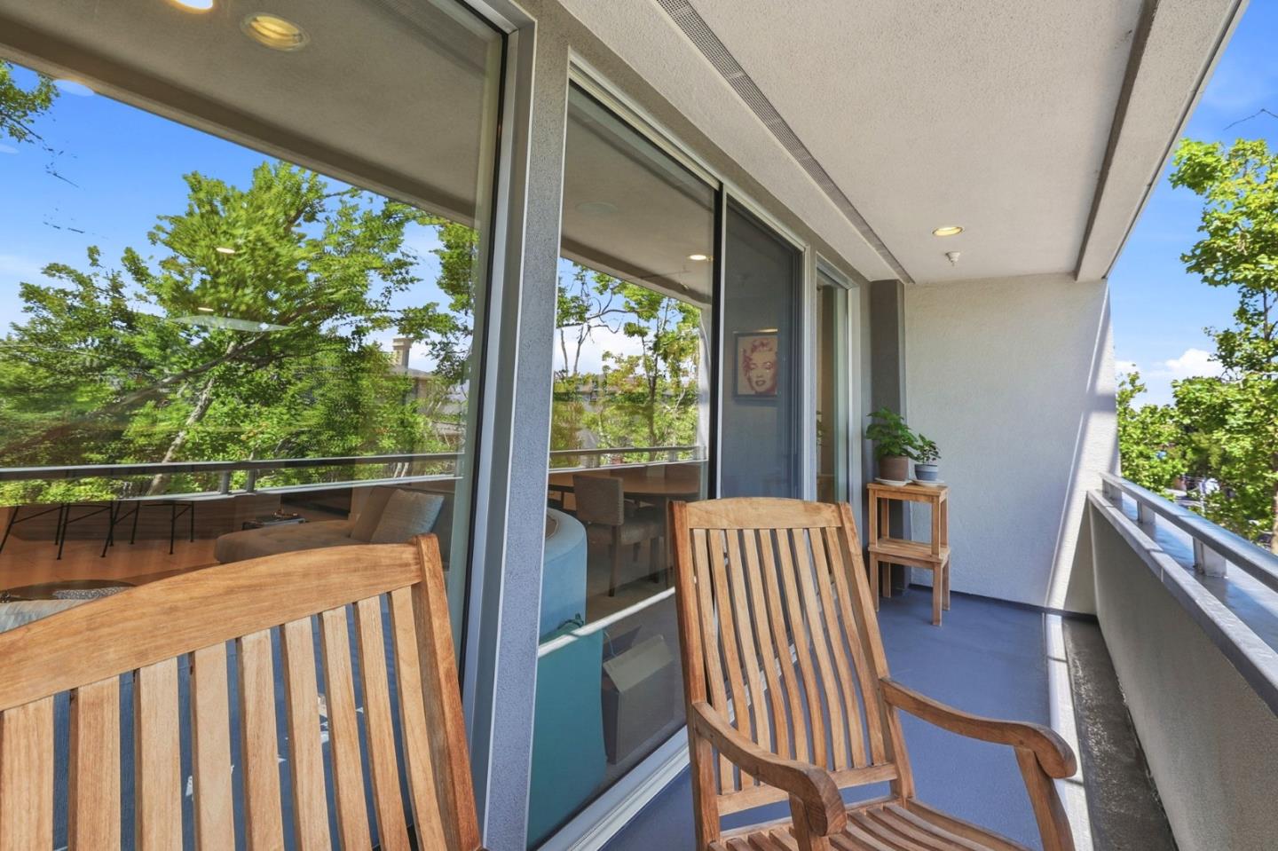 46 W Julian ST 427