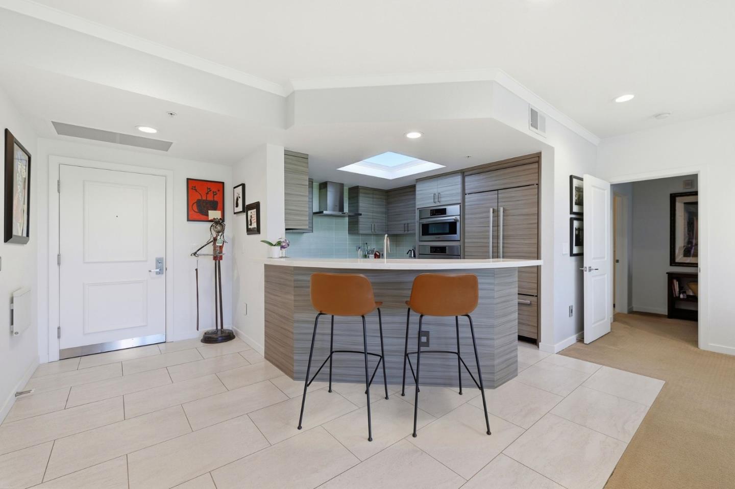 46 W Julian ST 427