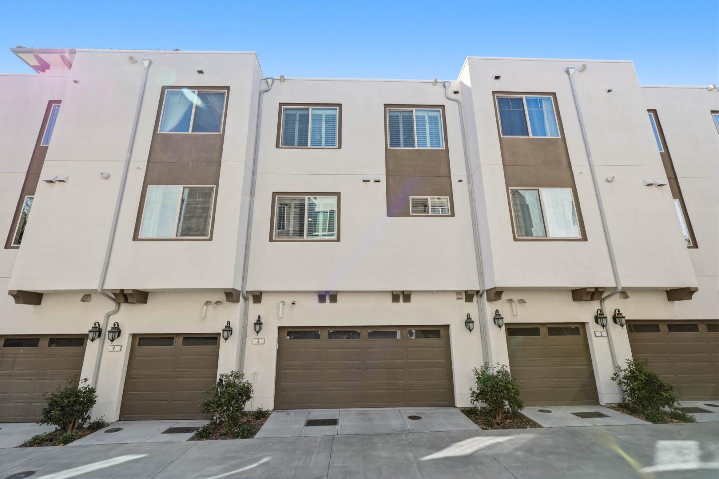 217 William Manly ST 3