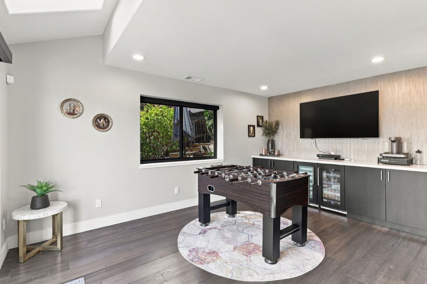 22348 Mcclellan RD