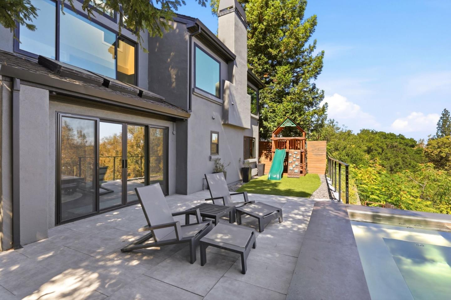 22348 Mcclellan RD
