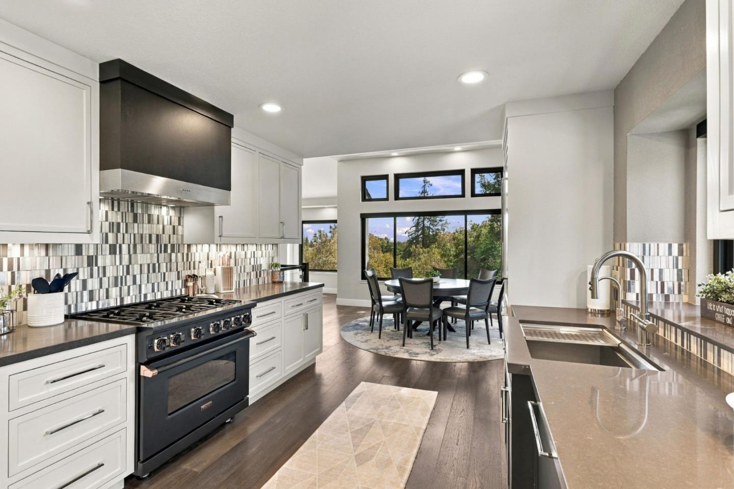 22348 Mcclellan RD